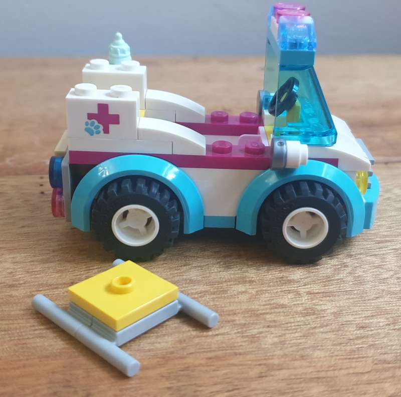 LEGO Friends Vet Ambulance